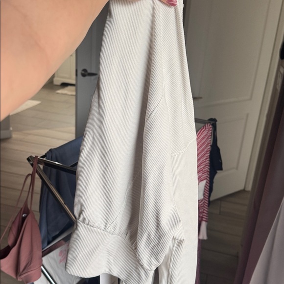 Lululemon Ribbed Softreme Cropped Jacket - Picture 9 of 10